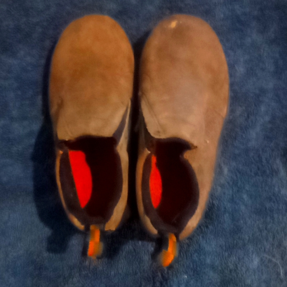 Kids shoes size 10